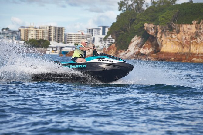 1-Hour Casino Royale Jet Skiing in Darwin - Jet Skiing in Darwin’s Harbour, in Front of Mindil Beach Casino