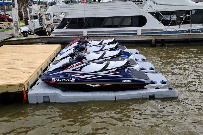 1-hour Single Jet Ski Rental in Seabrook - up to 2 passengers - Your 1-hour on a Yamaha Waverunner: how route freedom plays out
