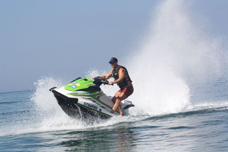 Algarve: Jet Ski Rental in Armação de Pêra - On the Water: The Designated Circuit and How Speed Builds