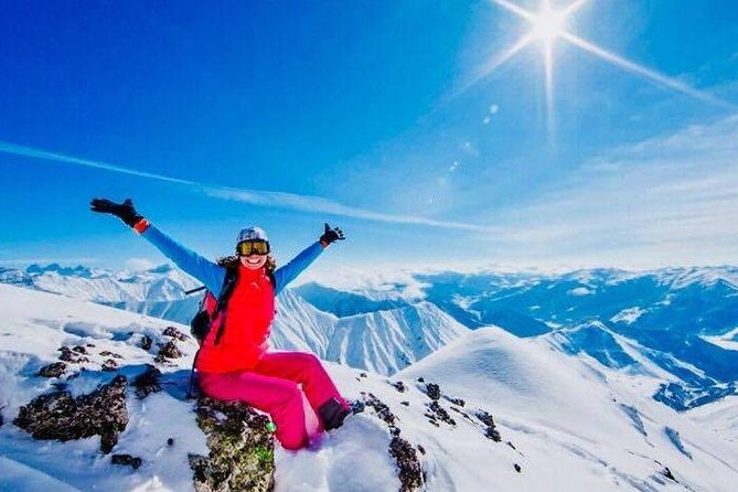 Ananuri, Gudauri ski resort, private tour - Ananuri Fortified Castle Ensemble: churches, towers, and 16th-century power