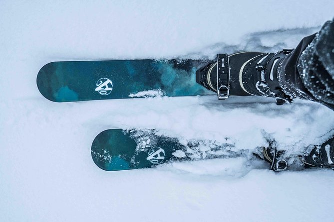 Backcountry skiing adventure - Who benefits most from this small-group Arctic day