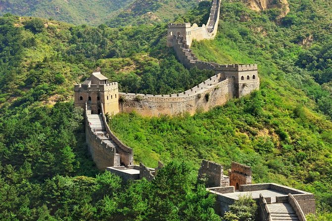 Beijing Private Tour to Huaibei Ski Resort and Mutianyu Great Wall with Lunch - Mutianyu Great Wall in winter: a calmer, better-preserved slice of the wall