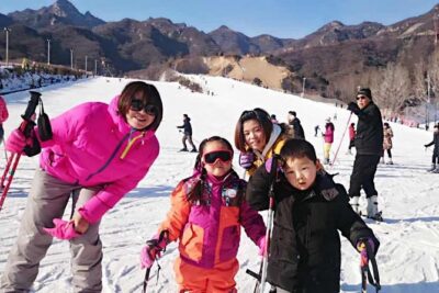 Beijing Private Tour to Huaibei Ski Resort and Mutianyu Great Wall with Lunch - Lunch before skiing: the break that keeps you from running on empty