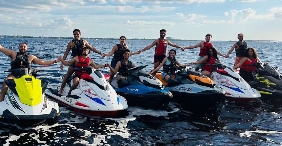 Cape Coral and Fort Myers: Jet Ski Rental - Who This Suits Best in Cape Coral and Fort Myers