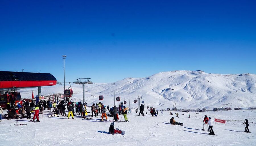 Cappadocia: Mount Erciyes Skiing and Snowboarding Tour - Lunch and Drinks: Included Fuel With Real-World Variability