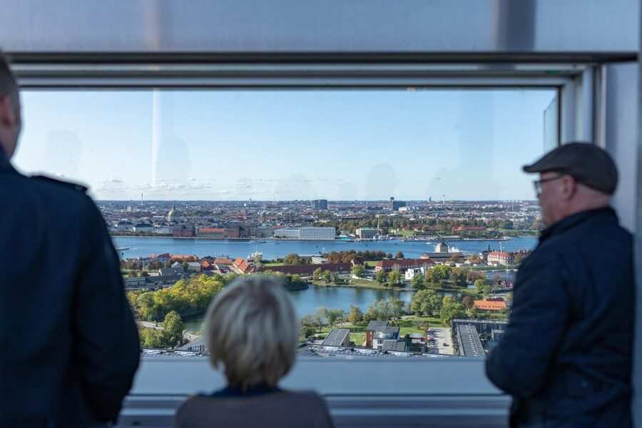 CopenHill Ski Pass Including Rental Gear - On-Site Breaks: Food and Drinks Without the Guesswork