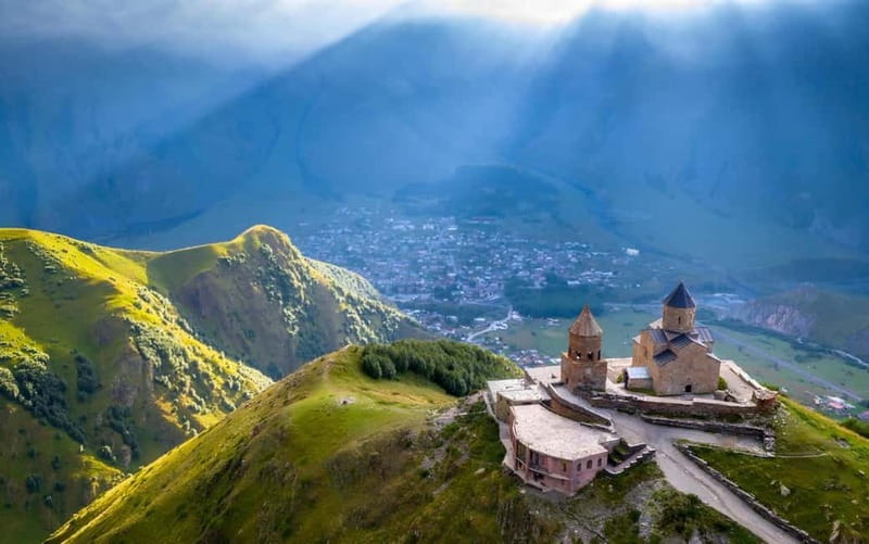 From Tbilisi: Gudauri Ski Resort or Kazbegi Day Tour - Why this Tbilisi-to-Kazbegi day trip works so well