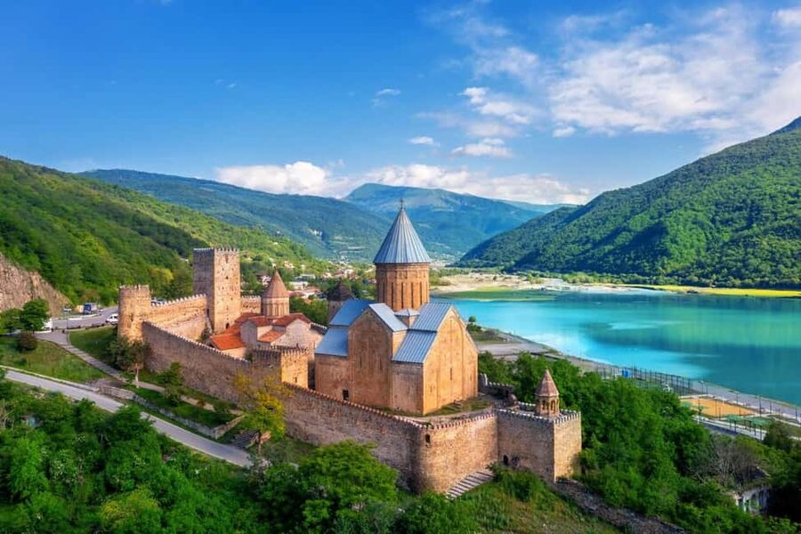 From Tbilisi: Private Gudauri Ski Resort Tour - Zhinvali Reservoir: Your First Big Views on the Aragvi