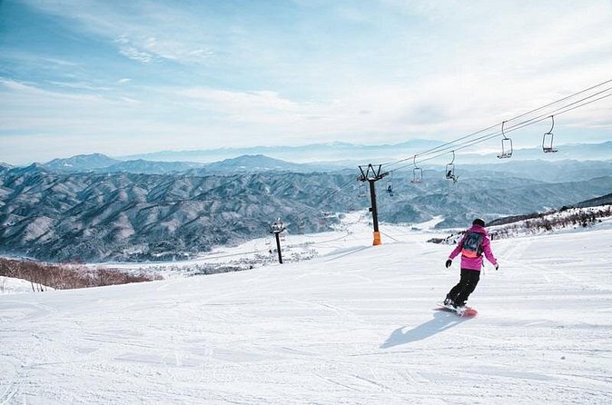 Full Day Private Skiing / Snowboarding Tour in Sapporo - What’s included vs what you pay for: the real budget check