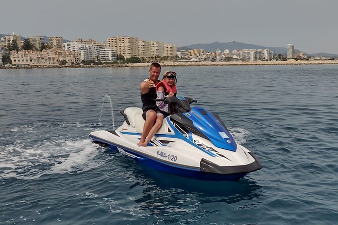 Jet Ski Rental - Photos, souvenirs, and the one annoying detail