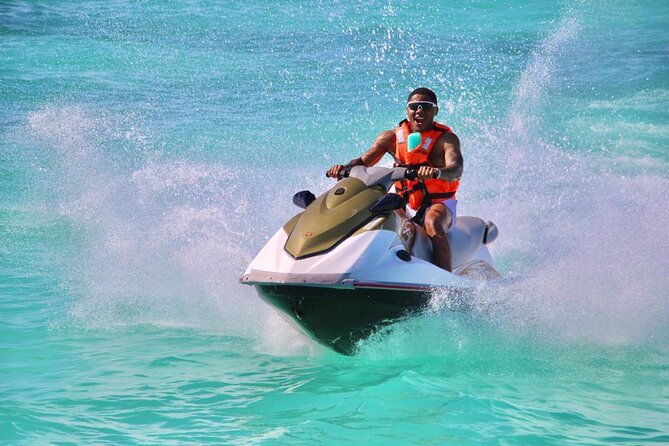 Jet Ski Rental in Cancun for 2 People - Entering Calle Sunset Marina: Where the Ride Starts