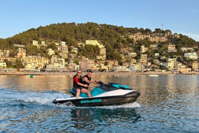 Jet Ski Rental Mallorca - Gear included: snorkeling equipment plus safety and anchoring kit
