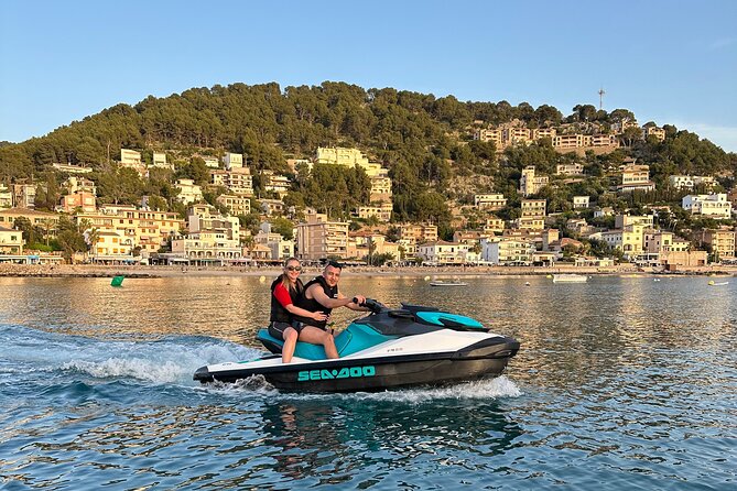 Jet Ski Rental Mallorca - Gear included: snorkeling equipment plus safety and anchoring kit