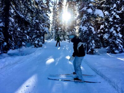 Lake Louise: Cross Country Skiing Lesson with Tour - Safety briefing and Nordic “start right” coaching