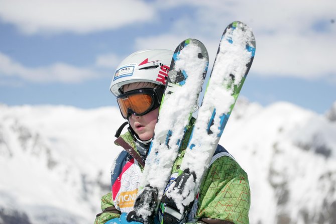 Lessons in Mini-Group - 3 hours a day - skiing - Price and Value: Is $320.79 Worth It?