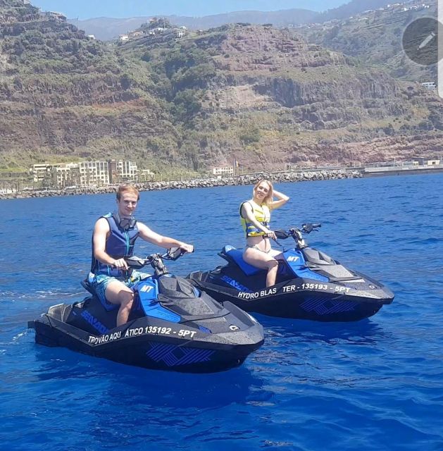 Madeira: Calheta Jet Ski Rental - 30 minutes on jet skis: why the time window can feel perfect
