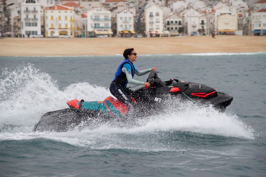 Nazaré: Jet Ski Rental - Training and Safety Gear That Help You Start