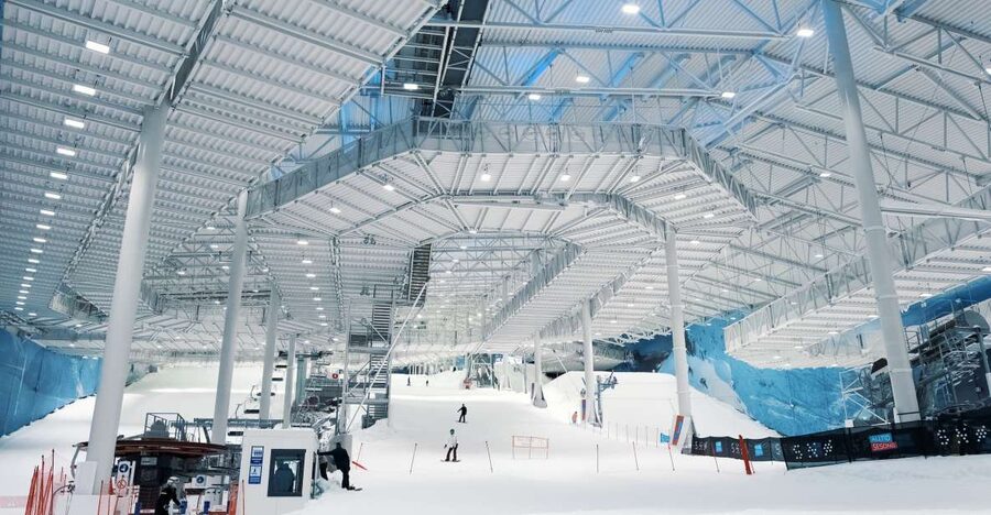 Oslo: Day Pass for Downhill Skiing at SNØ Ski Dome - Entering SNØ: where your day starts at the Welcome Center