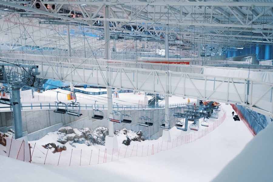 Oslo: Day Pass for Downhill Skiing at SNØ Ski Dome - Cross-country under the ceiling: the track you can’t ignore