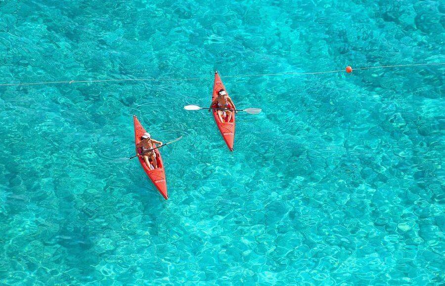 Perissa: Santorini Jet Skiing, Tubing, and Kayaking Package - Kayak or SUP for an Hour: Your Pace, Your Route