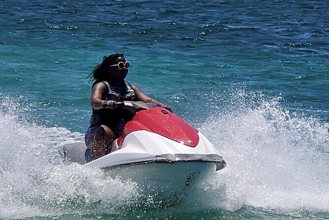 Private Parasailing and Jet Skiing at Montego Bay - The Guided Beach Portion That Sets the Tone