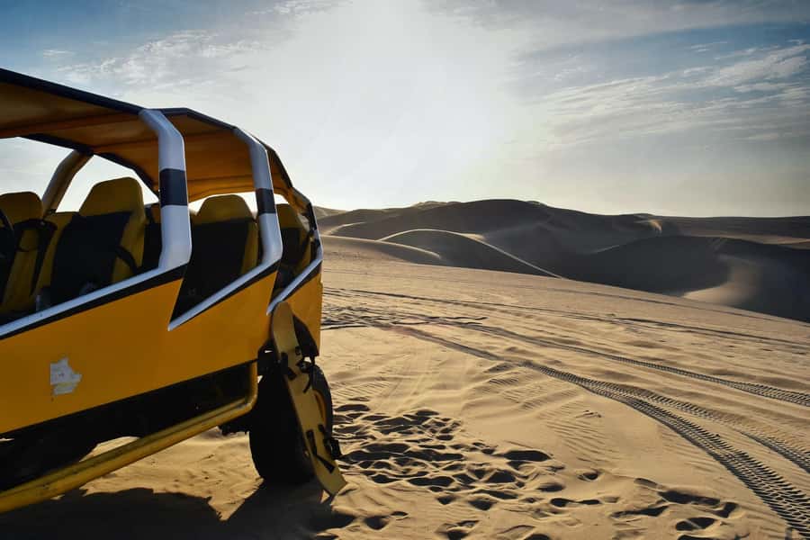 Pro Sanboarding or skiing in Huacachina from Lima - Day trip - Lunch in the Huacachina oasis: the calm reset you need