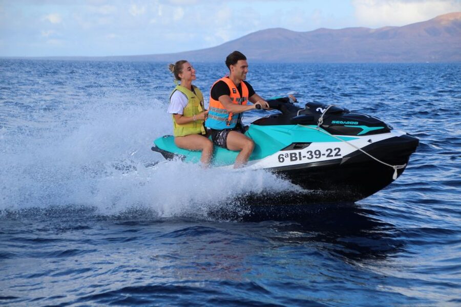 Puerto del Carmen: Single or Double Jet Ski Rental - Key Jet Ski Facts That Make This One Worth Considering