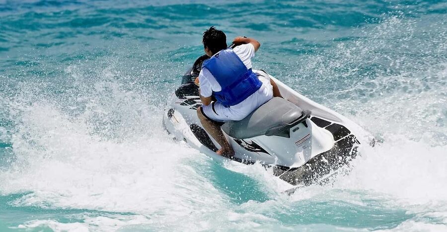St. Julian's: Jet Ski Rental in St. George's Bay - Finding the jetty behind Verdi St. George’s Bay Marina Hotel