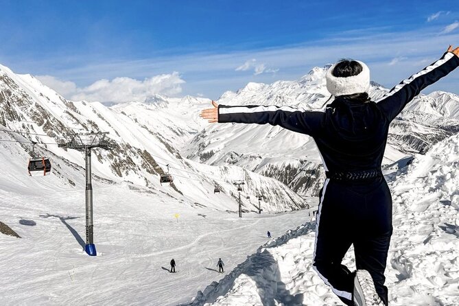 Tbilisi to Ananuri Gudauri Ski Resort Winter Holidays - The guide experience: Dimitri’s kind-of-a-big-deal effect