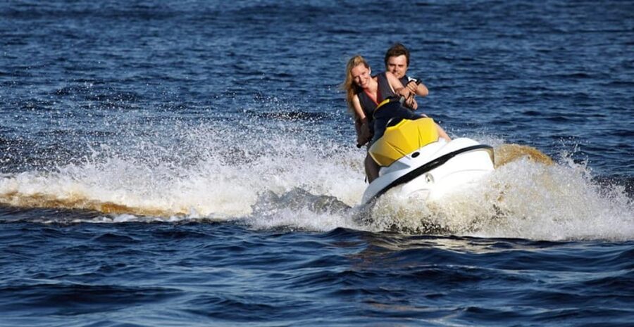 Tybee Island: Single or Tandem Jet Ski Rental - Your 75 minutes on the water: Lazaretto Creek, lighthouse views, and boundaries